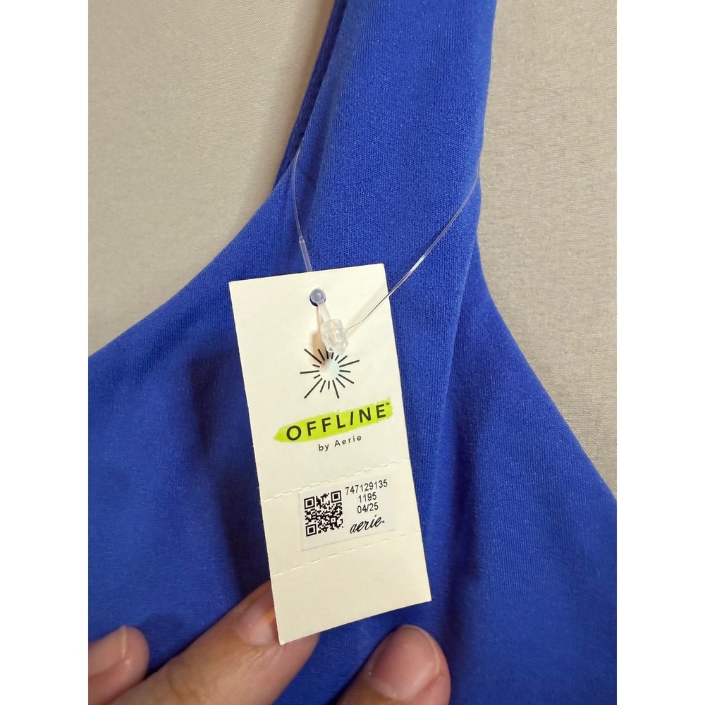 OFFLINE by Aerie Real Me V-Neck Cropped Tank Top Blue Medium NWT - Picture 2 of 5